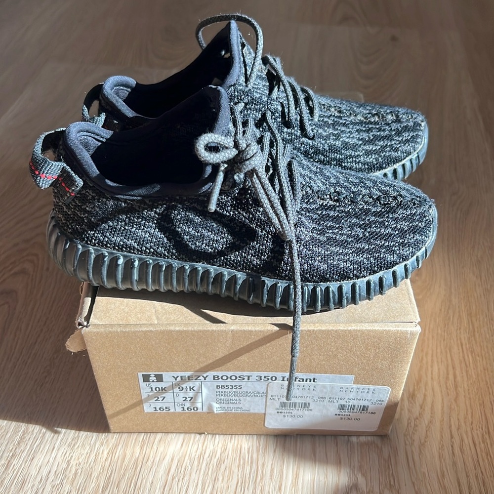 KIDS YEEZY BOOST 350 PIRATE BLACK SZ 10K